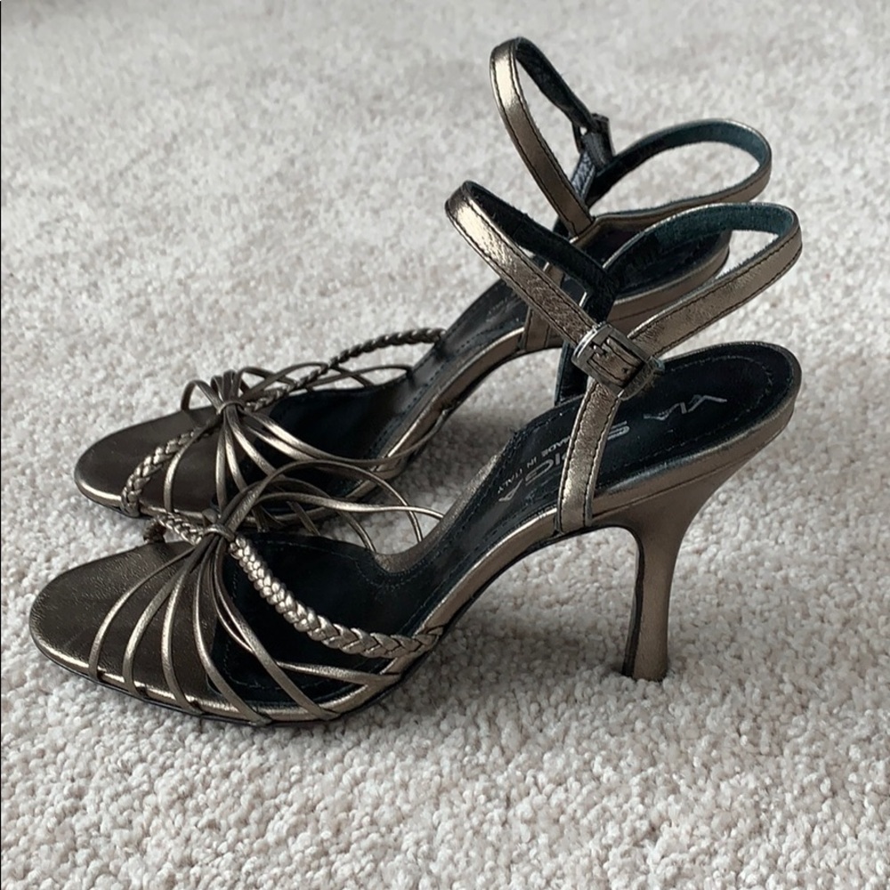 Via Spiga Heels - Picture 2 of 4